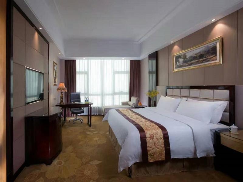 Vienna International Hotel Guangdong Zhongshanbei Station Zhongshan  Exterior photo